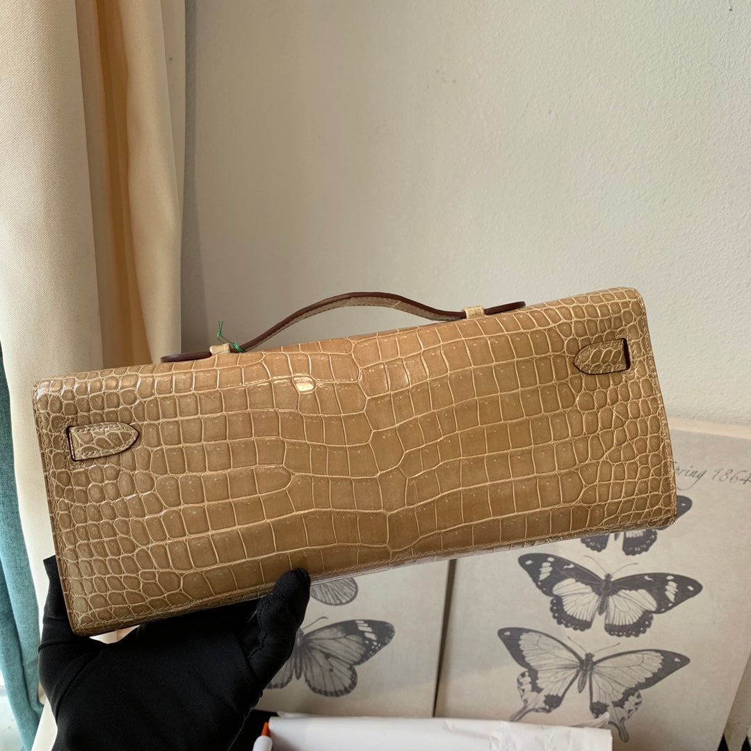 Hermes Kelly Cut 31 in Tortilla Brown Alligator Leather with Silver Hardware Bag