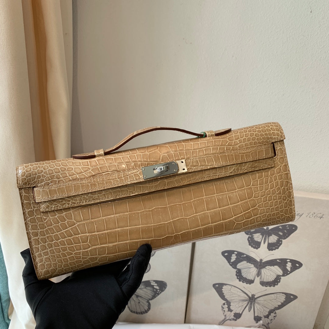 Hermes Kelly Cut 31 in Tortilla Brown Alligator Leather with Silver Hardware Bag