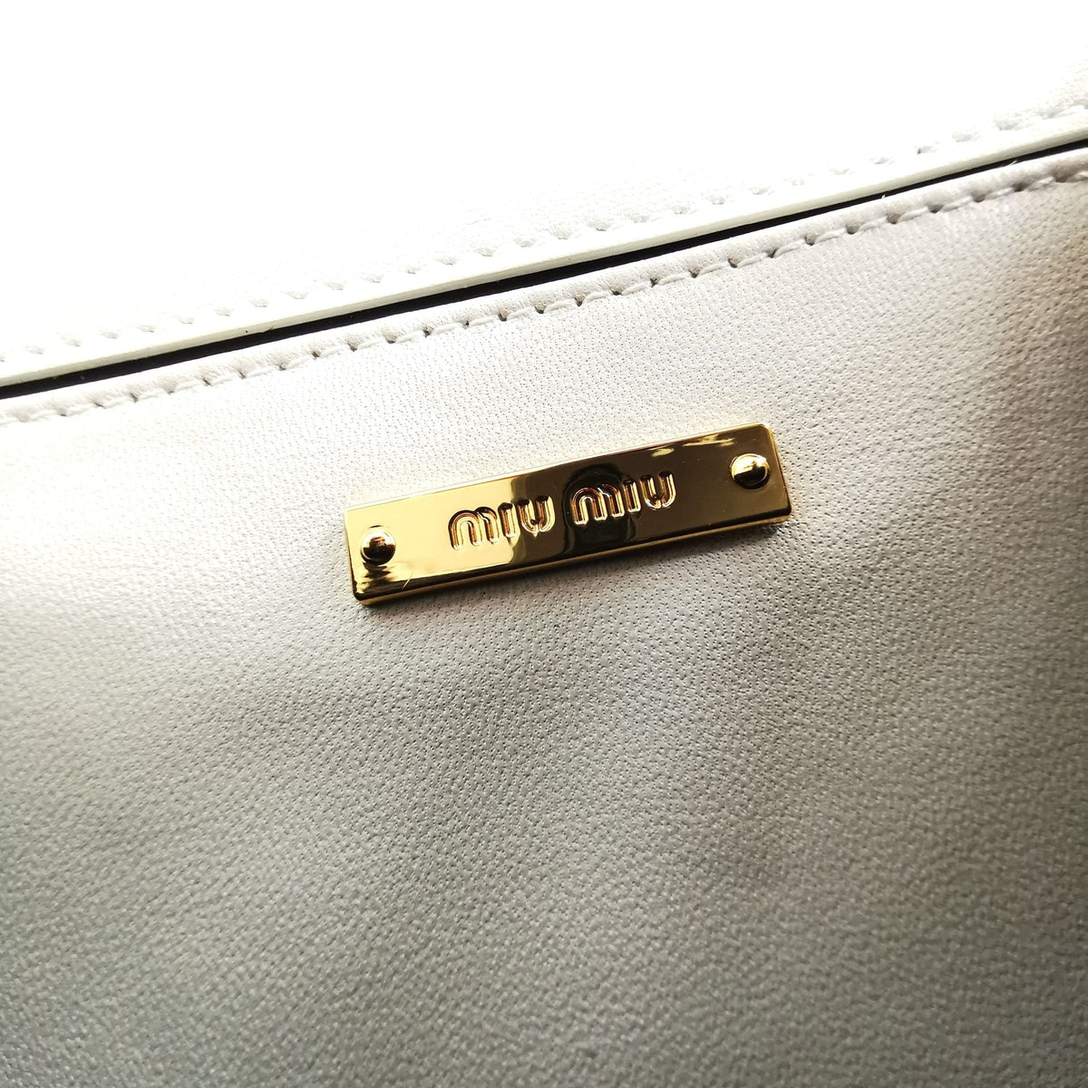 Lady 20 Handbag in Crocodile Pattern White Calfskin