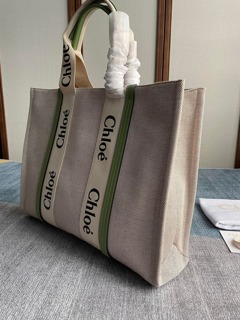 Lagre Woody Tote Bag 45 in Beige Linen Canvas Black Webbing Logo Embroider Green Calfskin