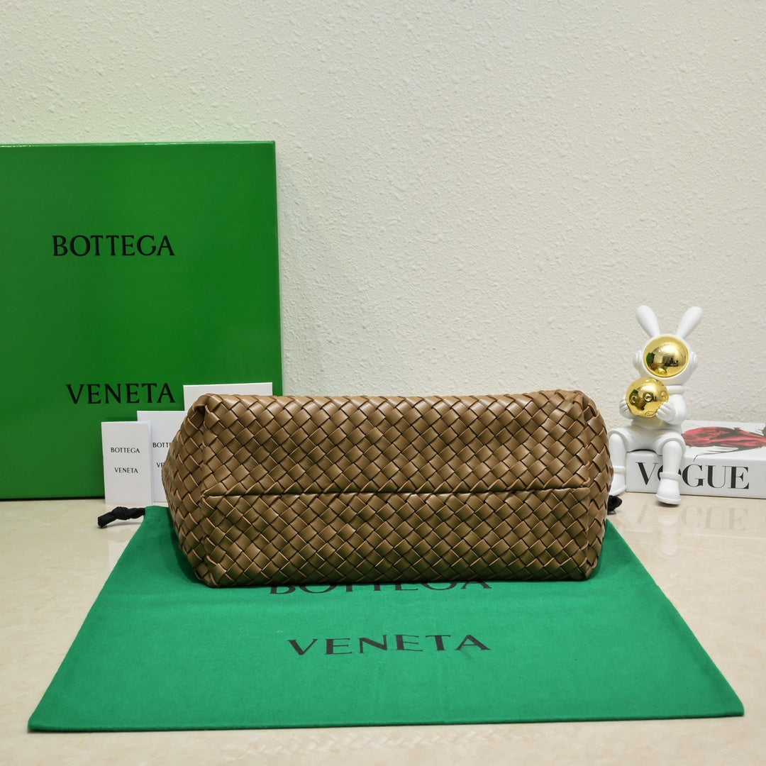 Bottega Veneta Large Cabat 45cm Brown Lambskin Ghw Bag