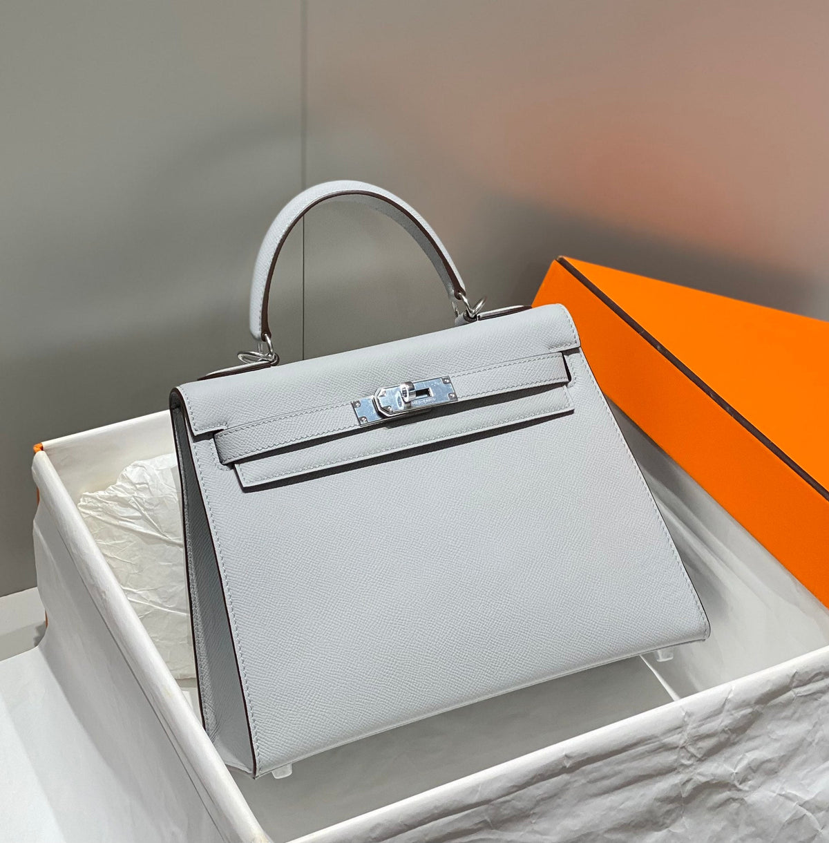 Hermes Kelly 28cm in Gris Perle Epsom Calfskin Palladium Hardware Bag