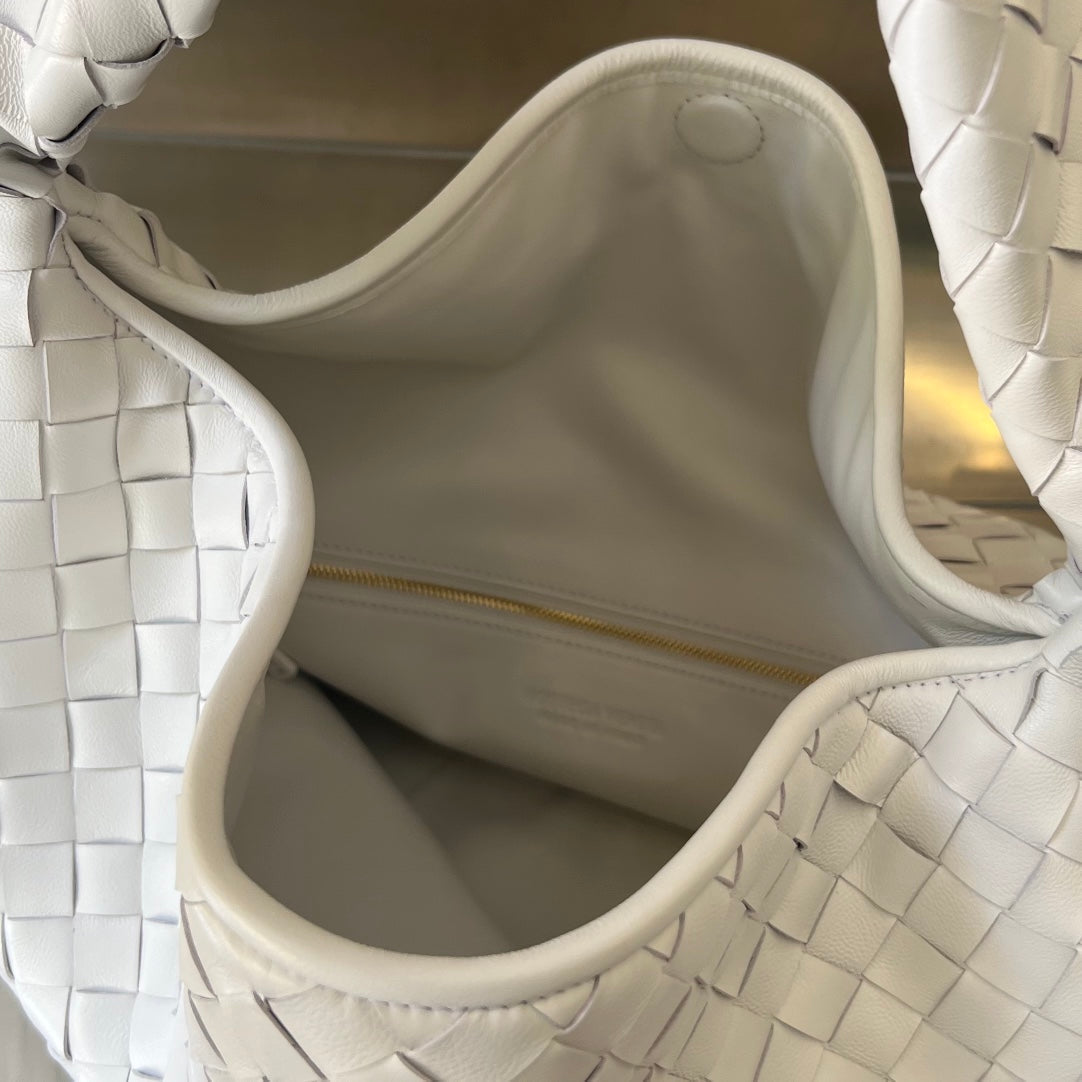 Bottega Veneta Large Hop 54 in White Lambskin Bag