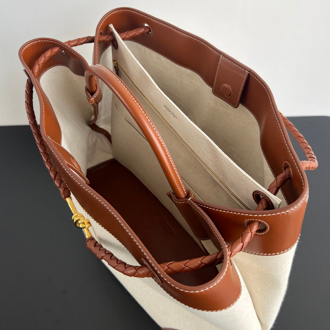 Bottega Veneta Large Andiamo 42 in White Brown Calfskin and Canvas Bag