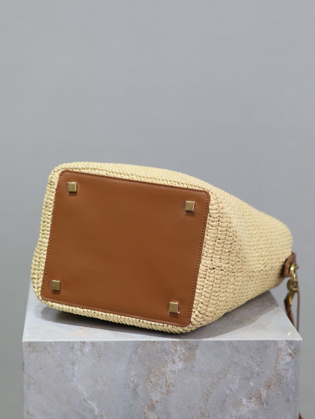Saint Laurent Le 37 de Rafia Trenzada Y Piel de Curtido Vegetal Bag