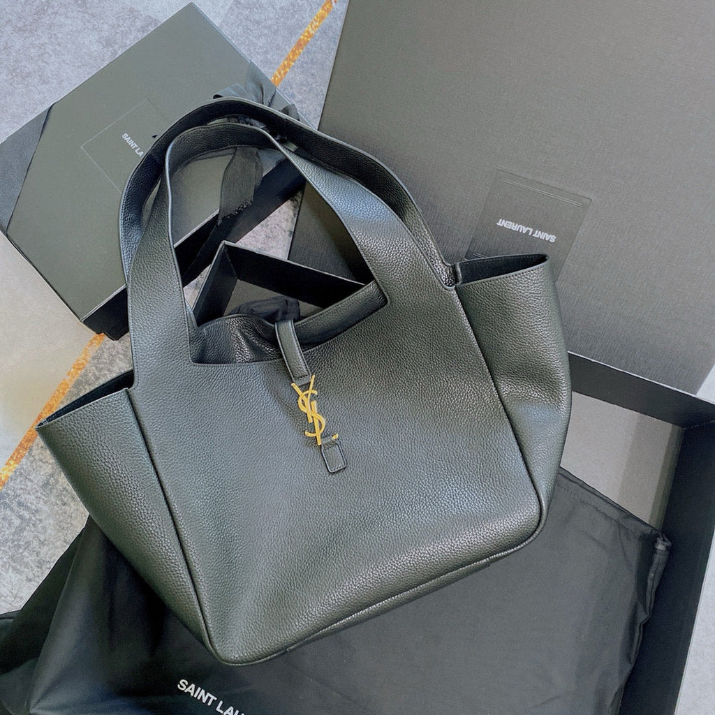 Saint Laurent Le 5 À 7 Bea in Grained Leather Black Bag