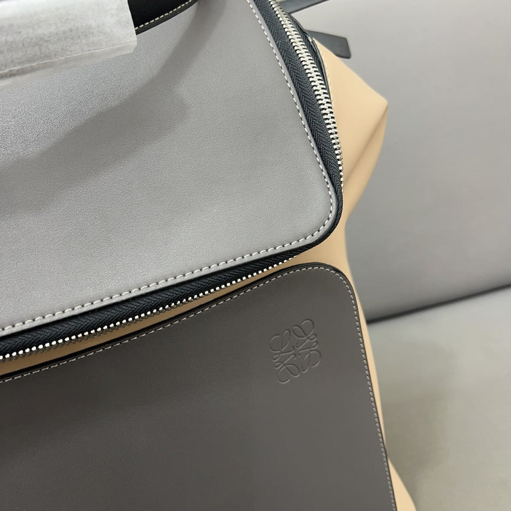 Loewe Goya Backpack 41 in Black Mix Beige Grained Calfskin