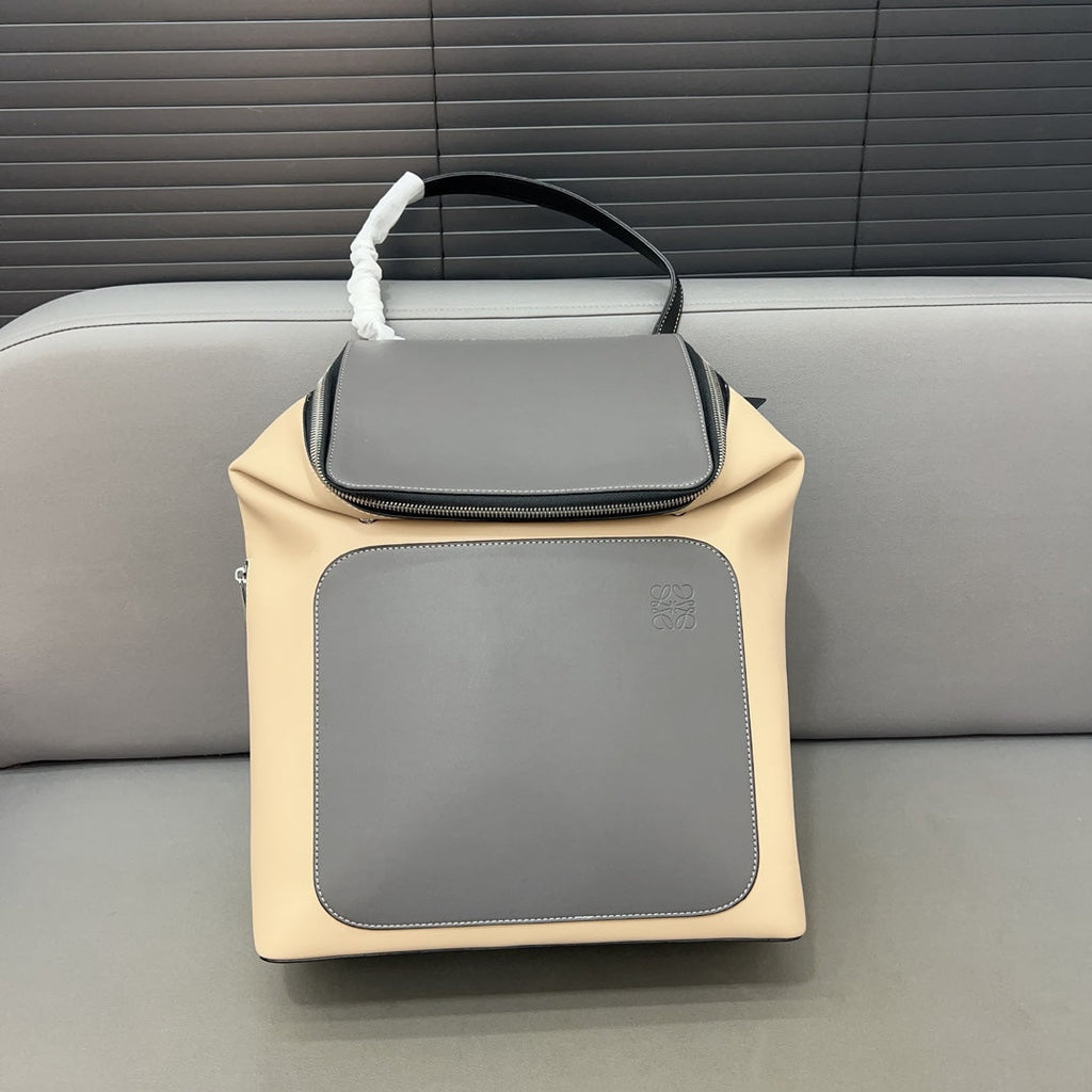 Loewe Goya Backpack 41 in Black Mix Beige Grained Calfskin