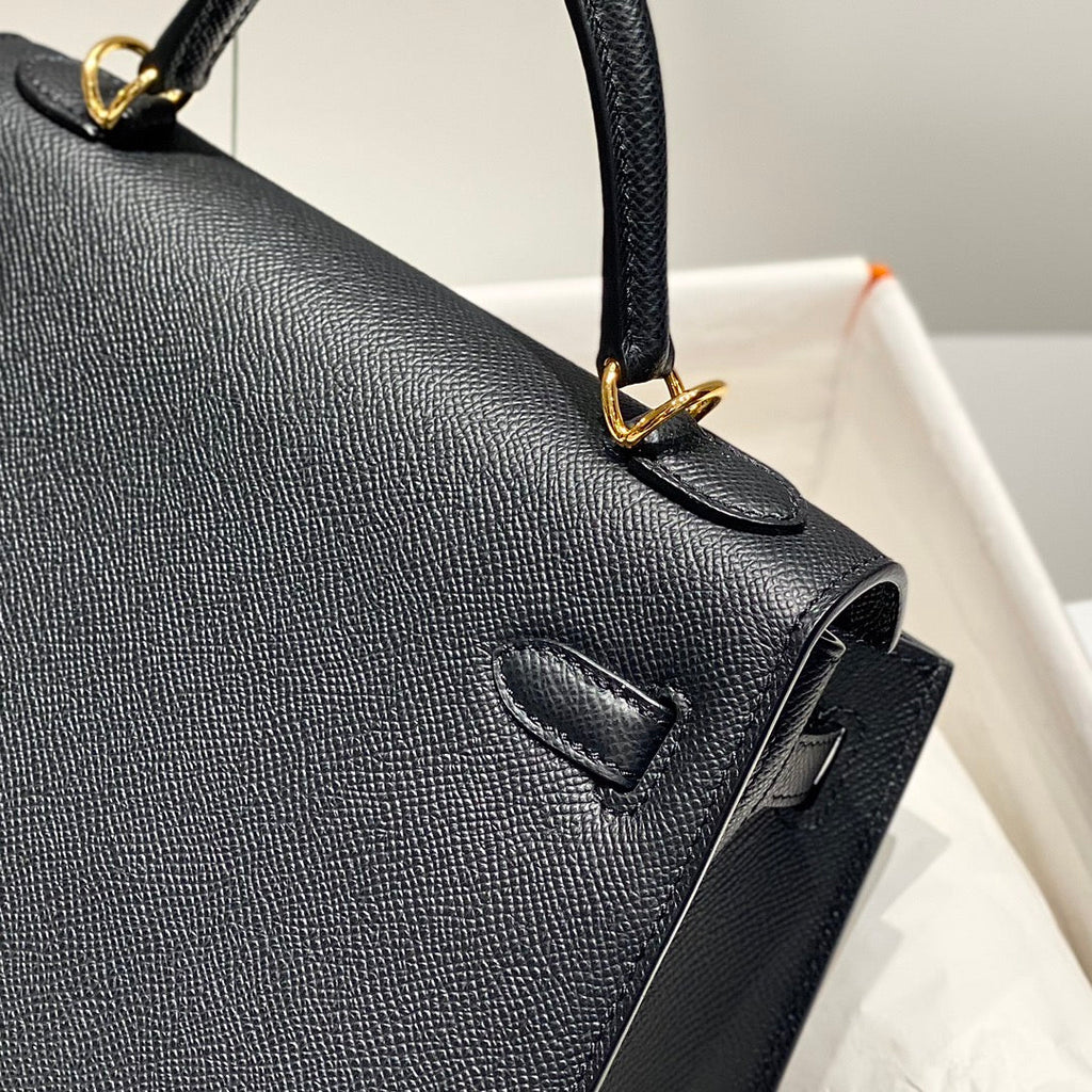 Hermes Kelly 25cm in Noir Epsom Calfskin Gold Hardware Bag