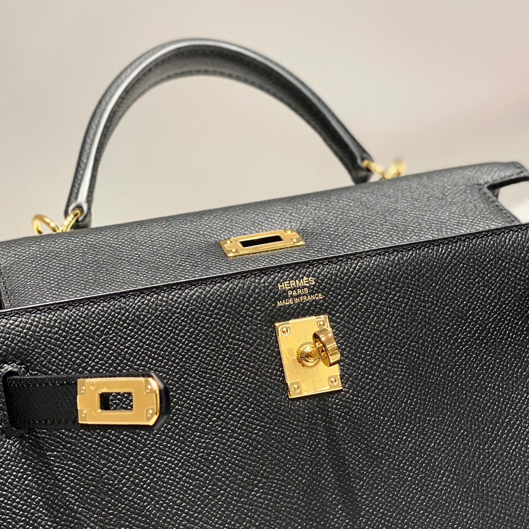Hermes Kelly 25cm in Noir Epsom Calfskin Gold Hardware Bag