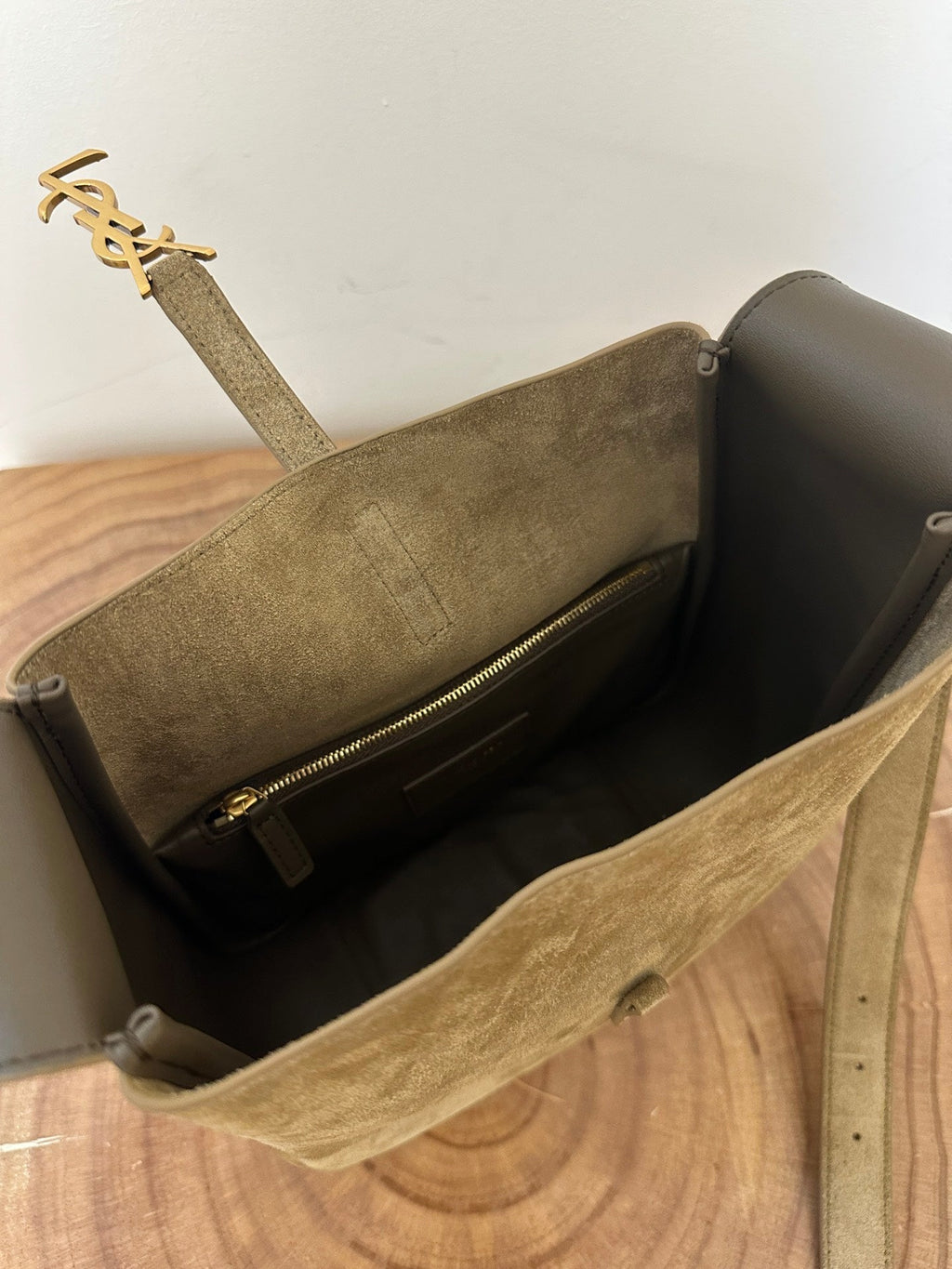 Saint Laurent Le 5 À 7 Supple Small 22 in Peanut Brown Suede Bag