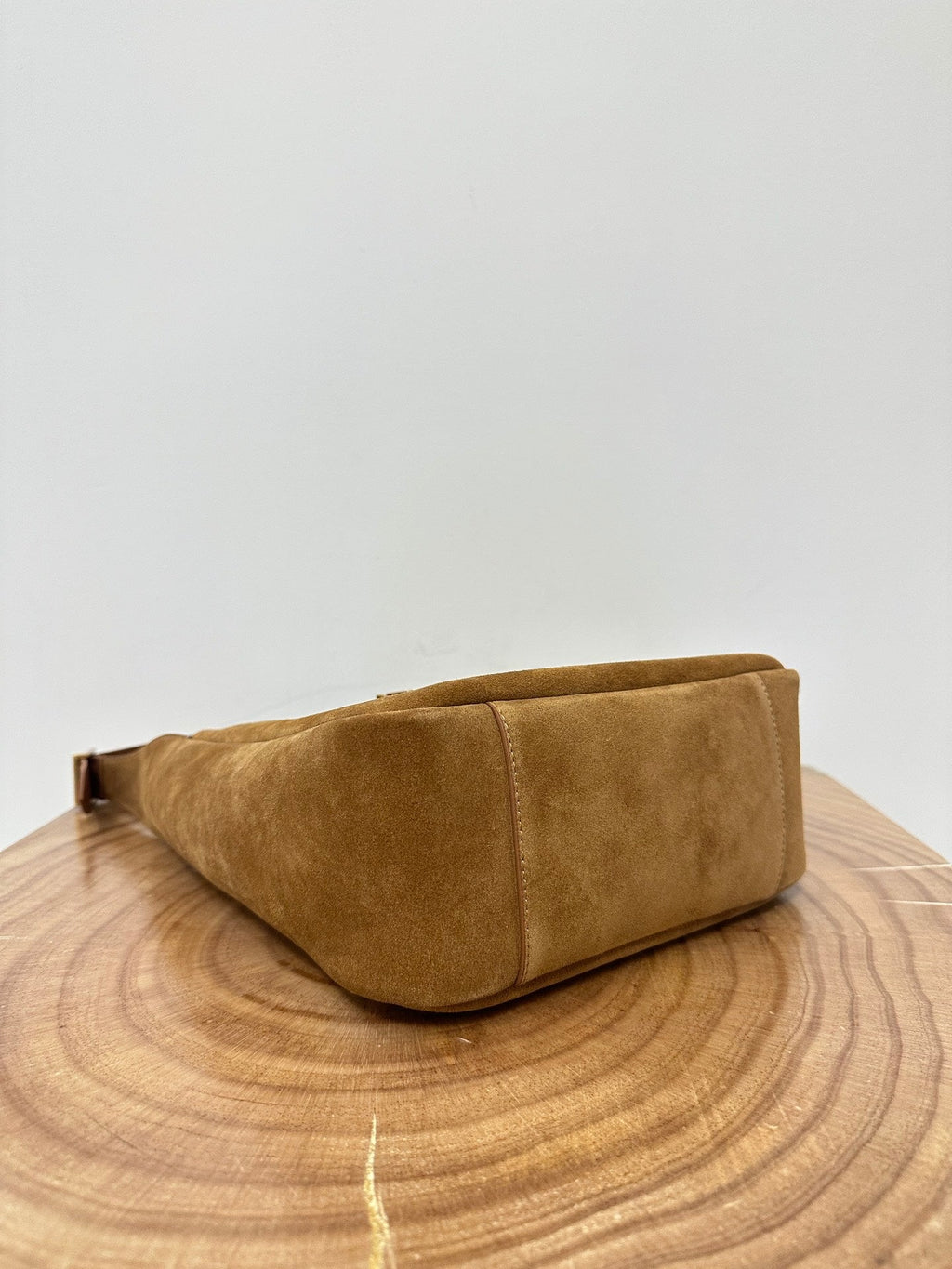 Saint Laurent Le 5 À 7 Supple Small 22 in Caramel Brown Suede Bag
