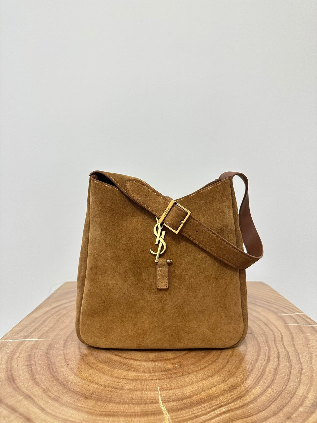 Saint Laurent Le 5 À 7 Supple Small 22 in Caramel Brown Suede Bag