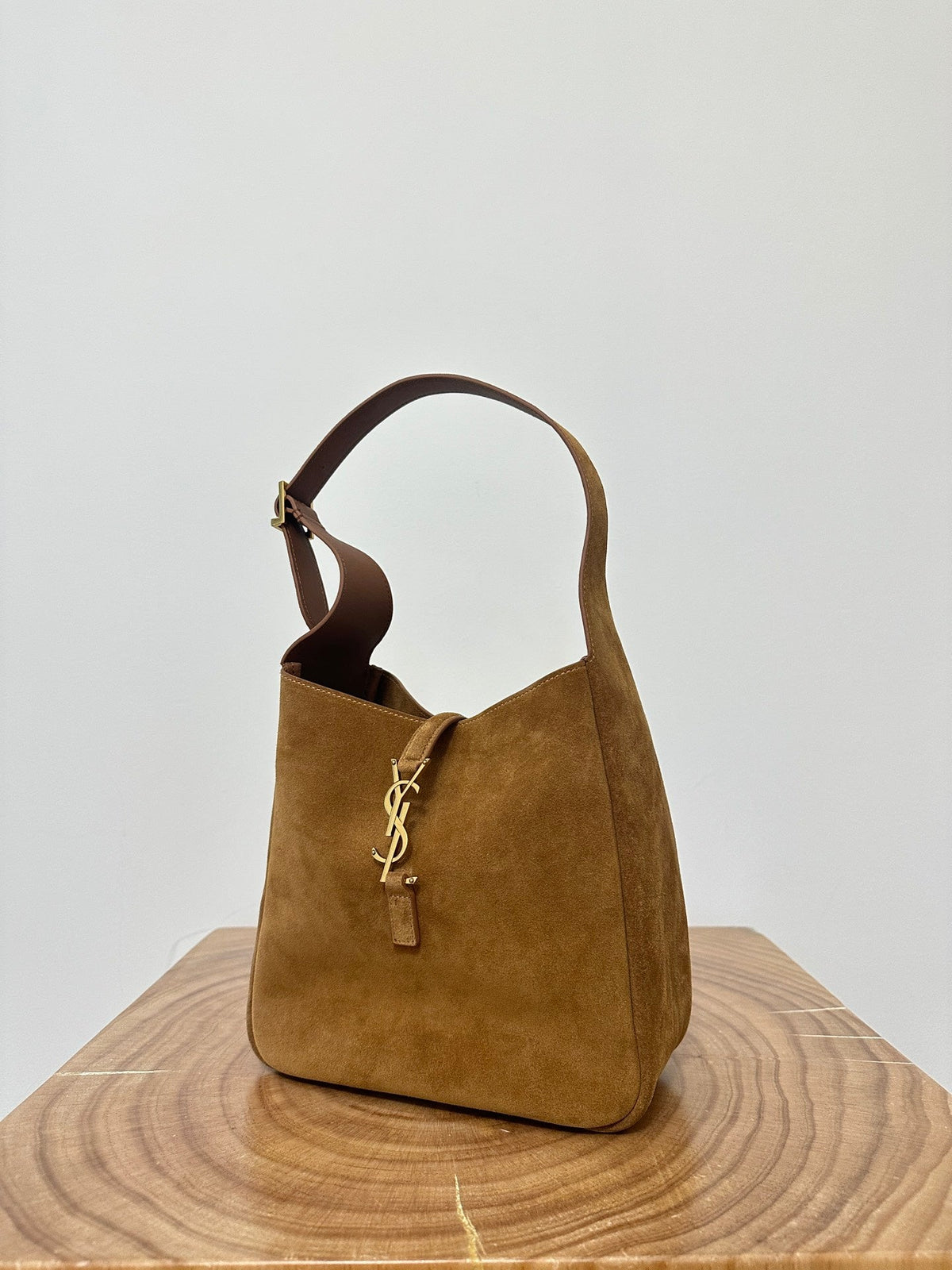 Saint Laurent Le 5 À 7 Supple Small 22 in Caramel Brown Suede Bag